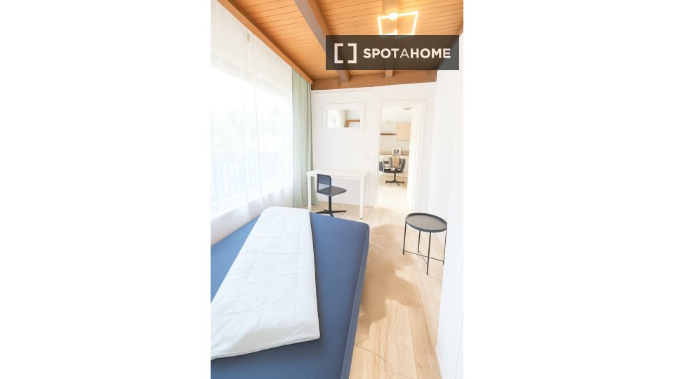 Apartment Munich, 6 beds — photo 2