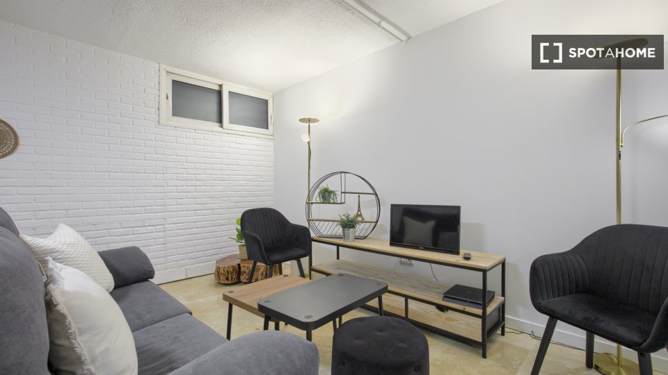 Habitación en piso compartido en alquiler en Piovera, Madrid