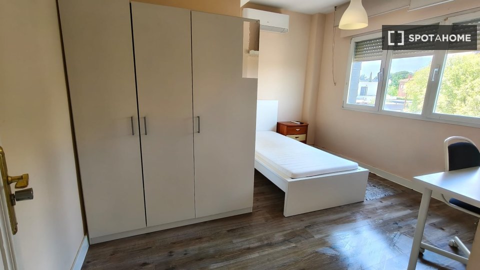 Chambre double Madrid, 15 chambres — photo 39