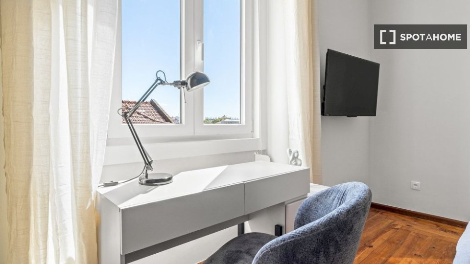 Double room Lisbon, 8 beds — photo 13