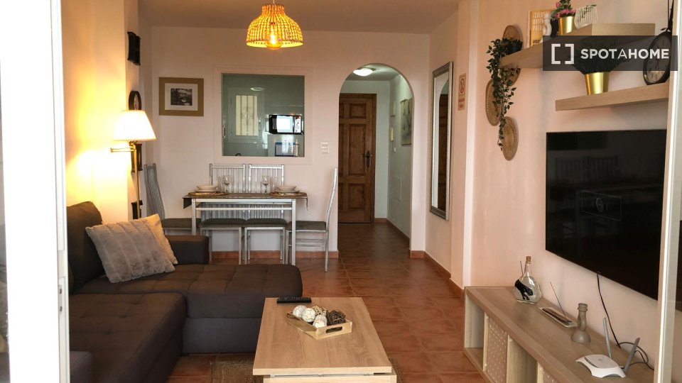 Apartment Alicante, 2 beds, 60m² — photo 7