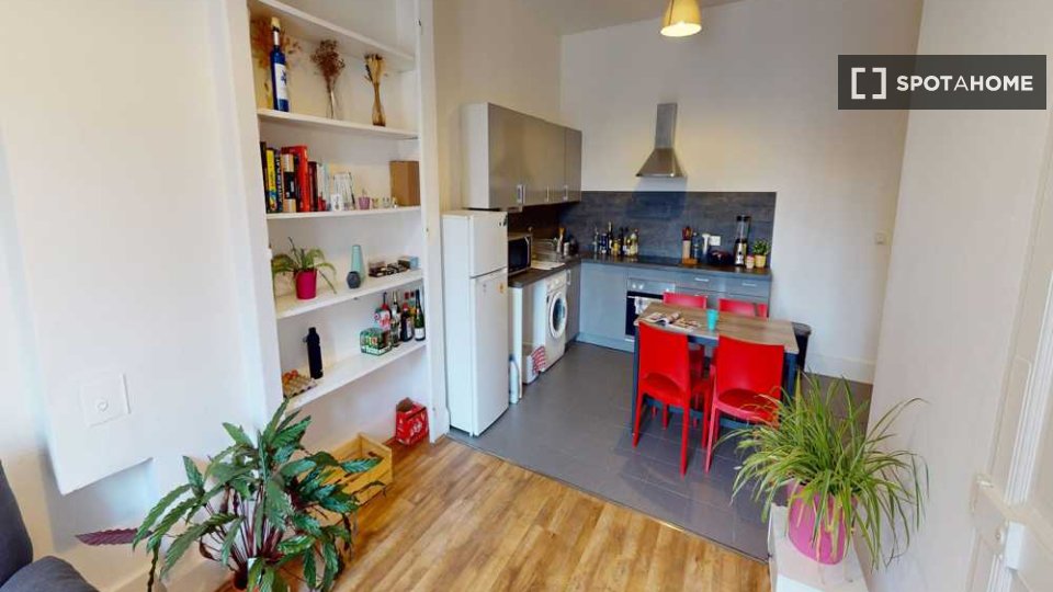 Camera doppia Lione, 3 camere, 80m² — foto 9