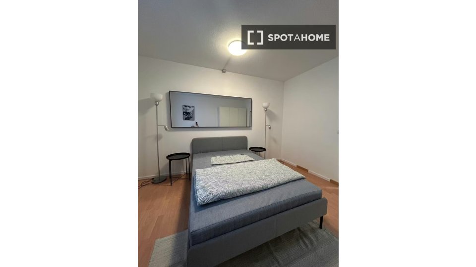 Double room Munich, 3 beds — photo 4