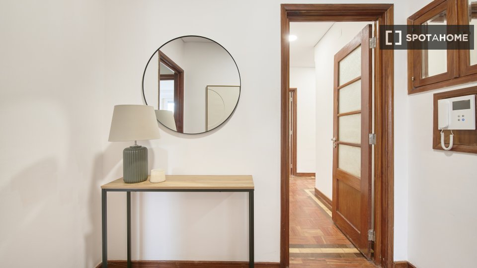 Double room Lisbon, 9 beds — photo 10