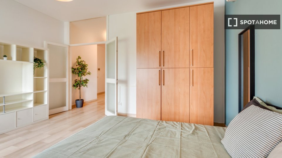 Double room Milan, 3 beds, 105m² — photo 3