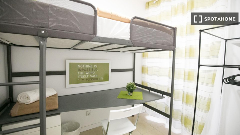 Double room Lisbon, 20 beds — photo 29