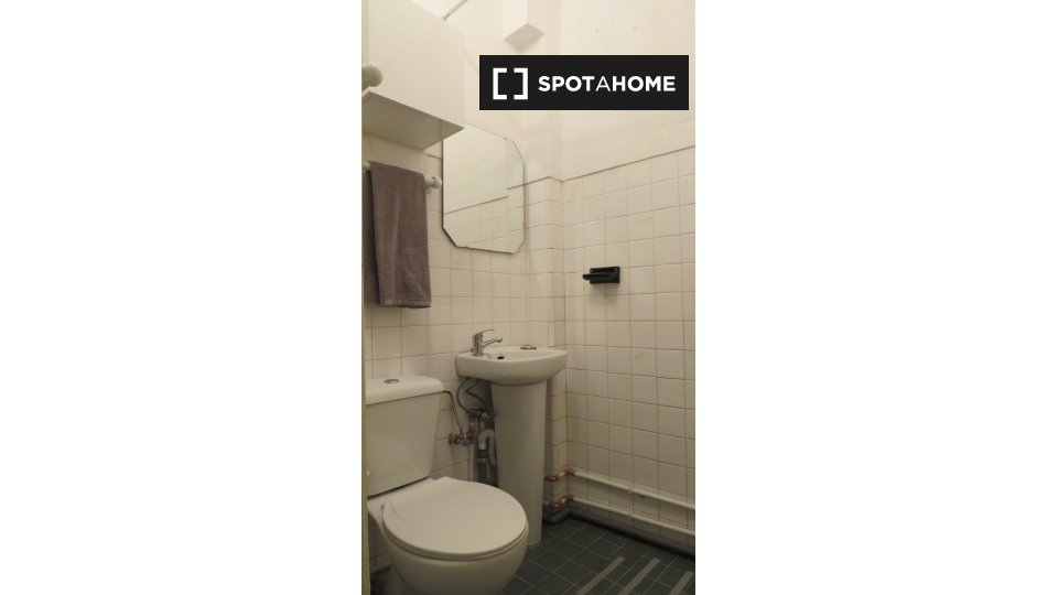 Apartment mono Lisbon, 11m² — photo 6