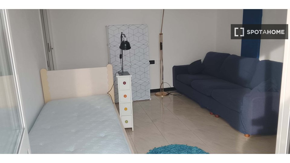Double room Milan, 1 bed — photo 5