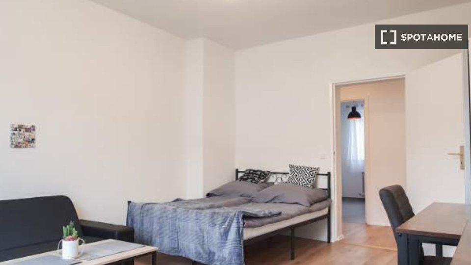 Apartment mono Berlin — photo 15