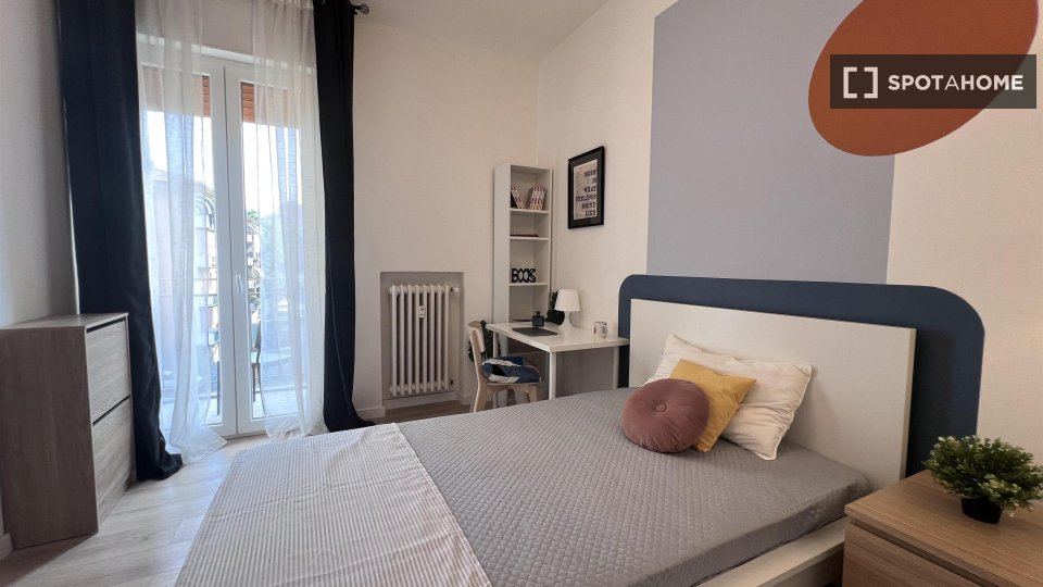 Double room Bologna, 3 beds — photo 7