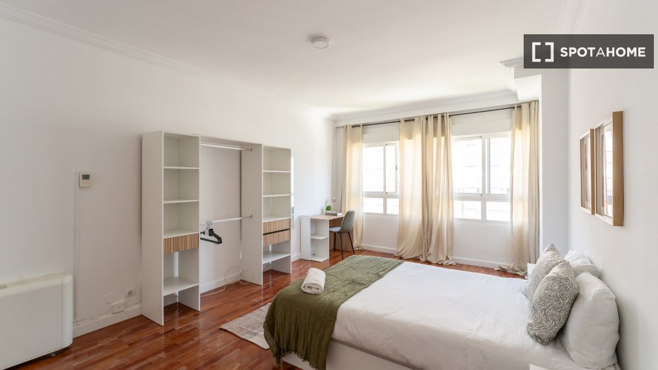 Double room Madrid, 7 beds — photo 59