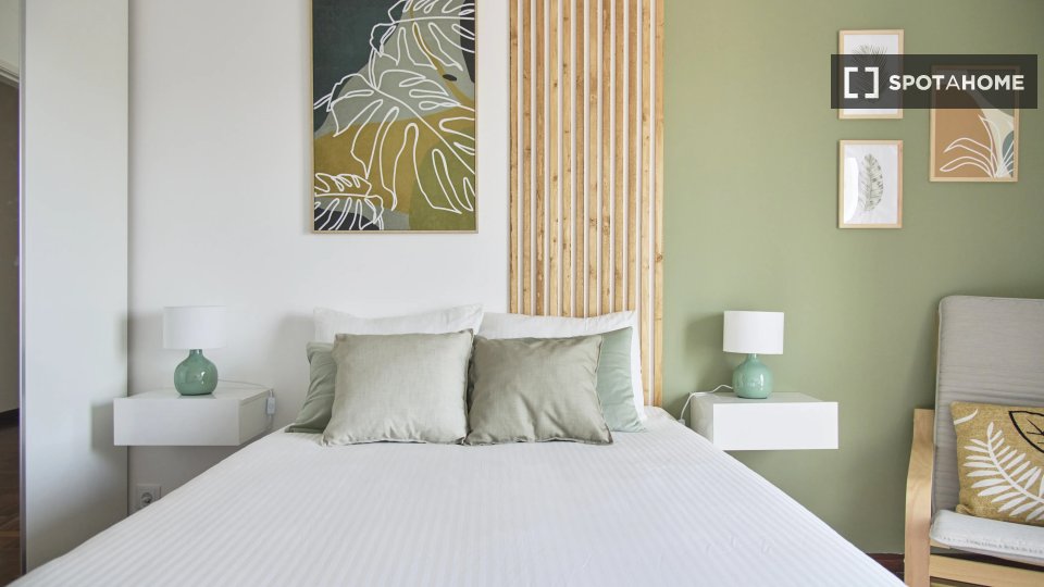Double room Lisbon, 7 beds — photo 19