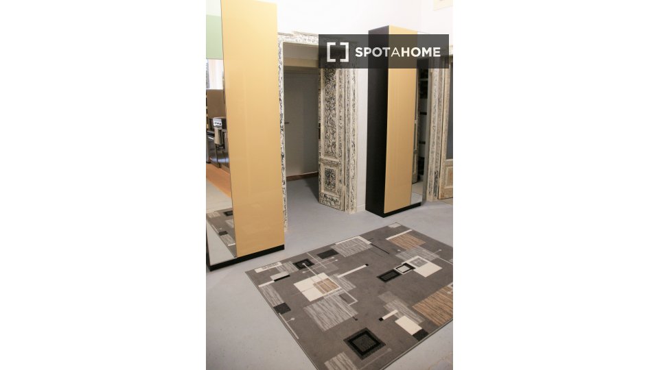 Double room Milan, 1 bed, 140m² — photo 6