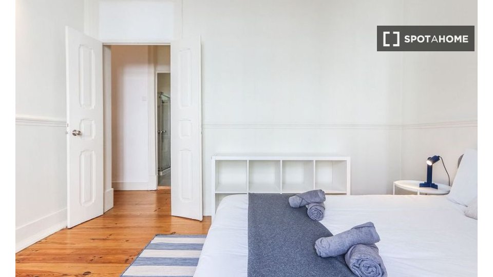Double room Lisbon, 7 beds — photo 12