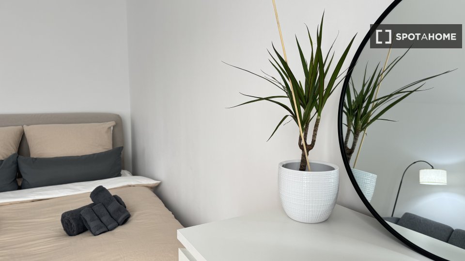 Double room Berlin, 4 beds, 110m² — photo 14