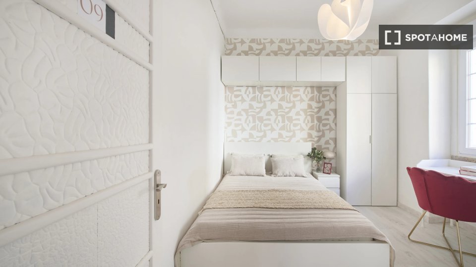 Double room Lisbon, 9 beds — photo 1