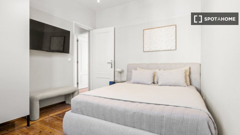 Double room Lisbon, 8 beds — photo 2