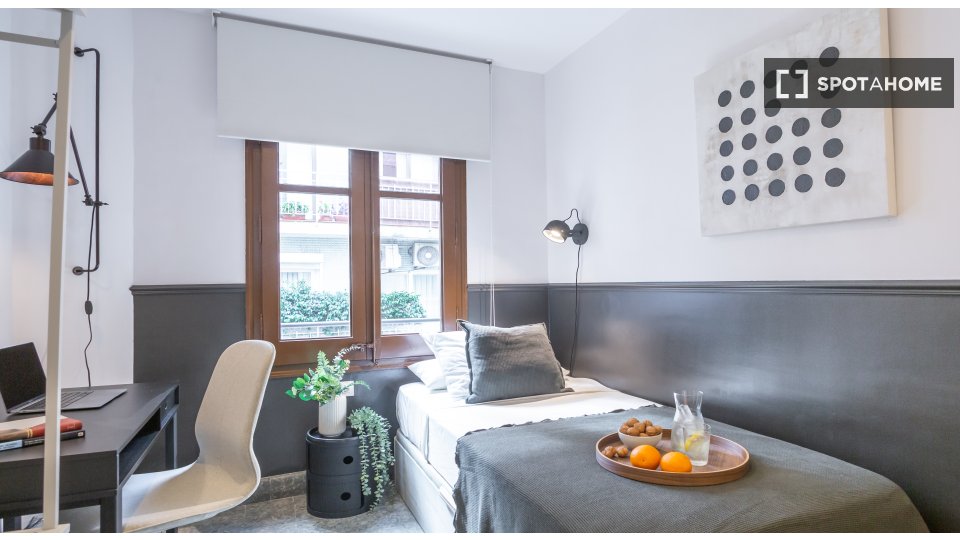 Double room Barcelona, 16 beds, 380m² — photo 3