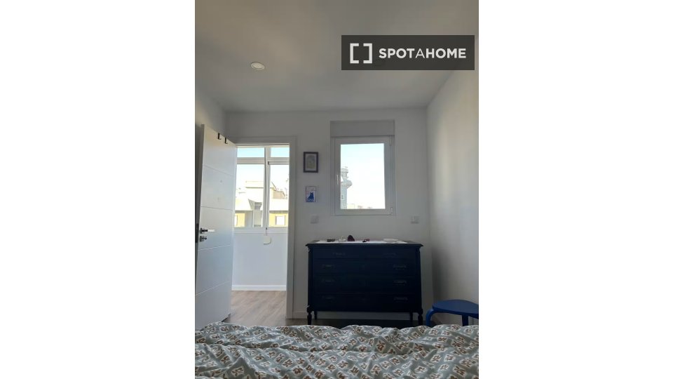 Apartment Lisbon, 1 bed, 50m² — photo 1