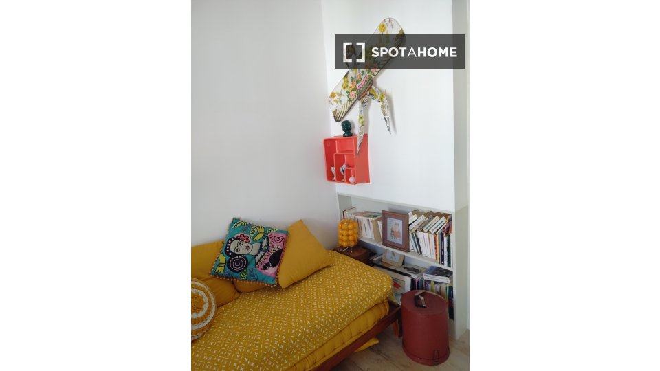 Apartment Lisbon, 2 beds, 60m² — photo 7