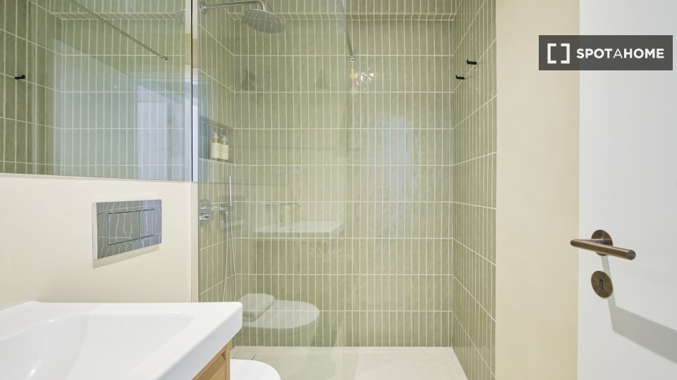 Apartment Lisbon, 1 bed — photo 7