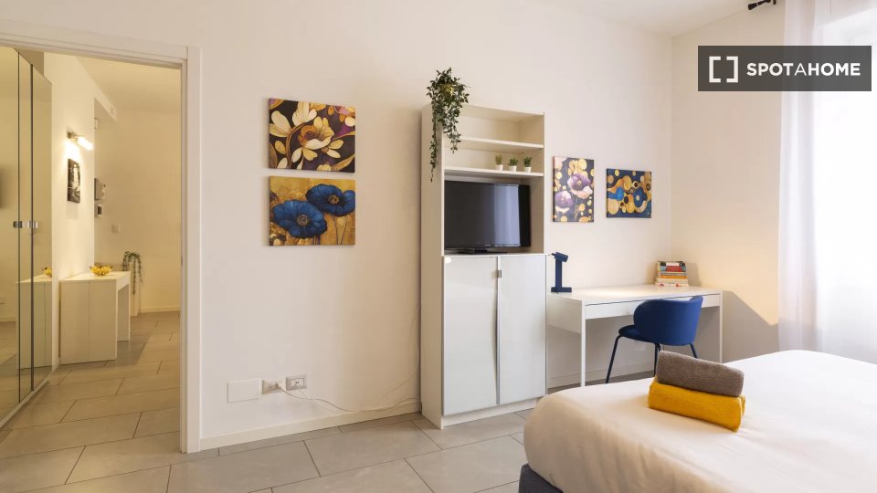 Apartment Milan, 1 bed — photo 17