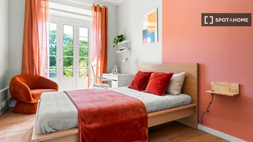 Double room Lisbon, 10 beds — photo 1