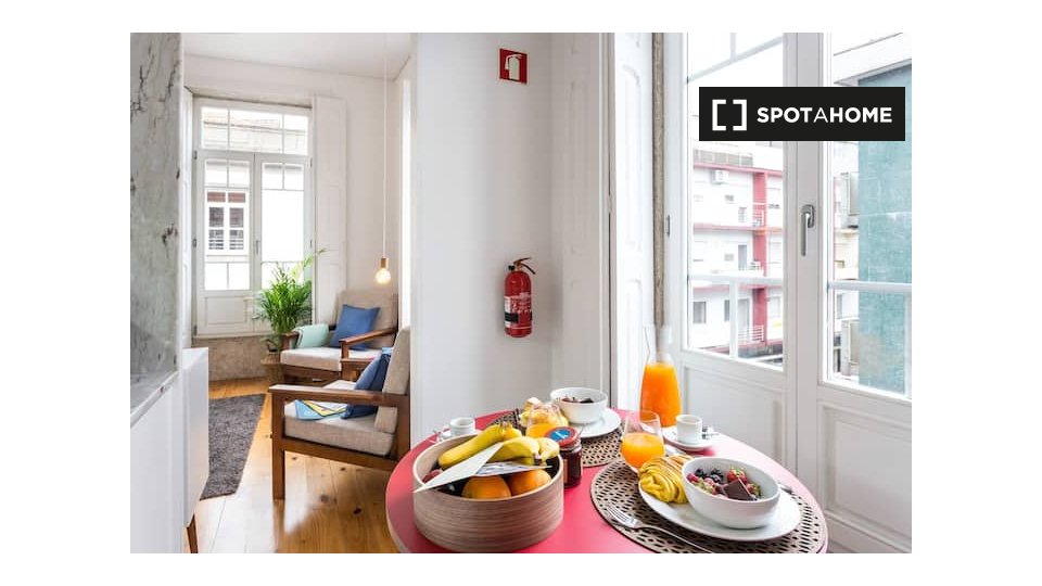 Apartment Porto, 1 bed — photo 2