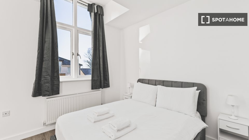 Apartment London, 4 beds — photo 10