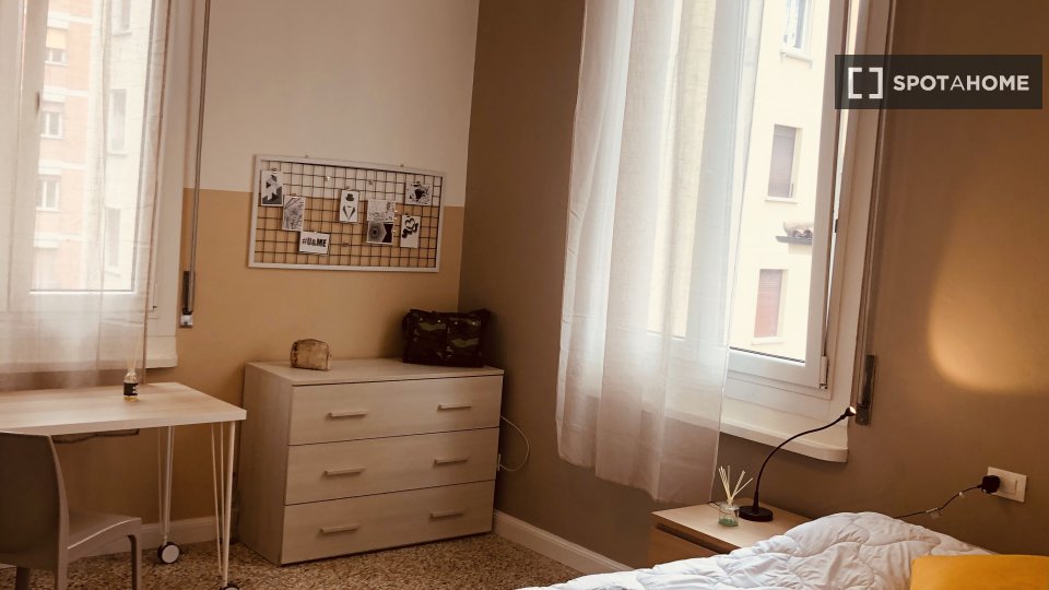 Double room Bologna, 4 beds, 118m² — photo 15