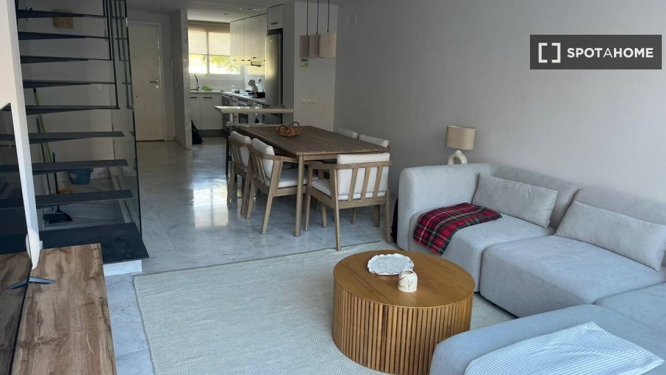Apartment Alicante, 3 beds — photo 12