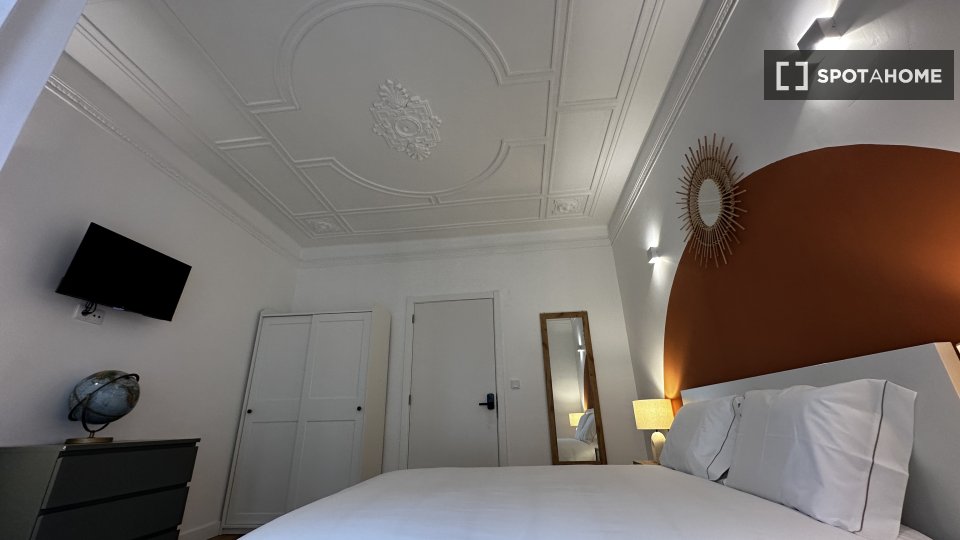 Double room Lisbon, 6 beds — photo 2