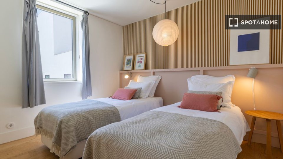 Apartment Lisbon, 3 beds — photo 12