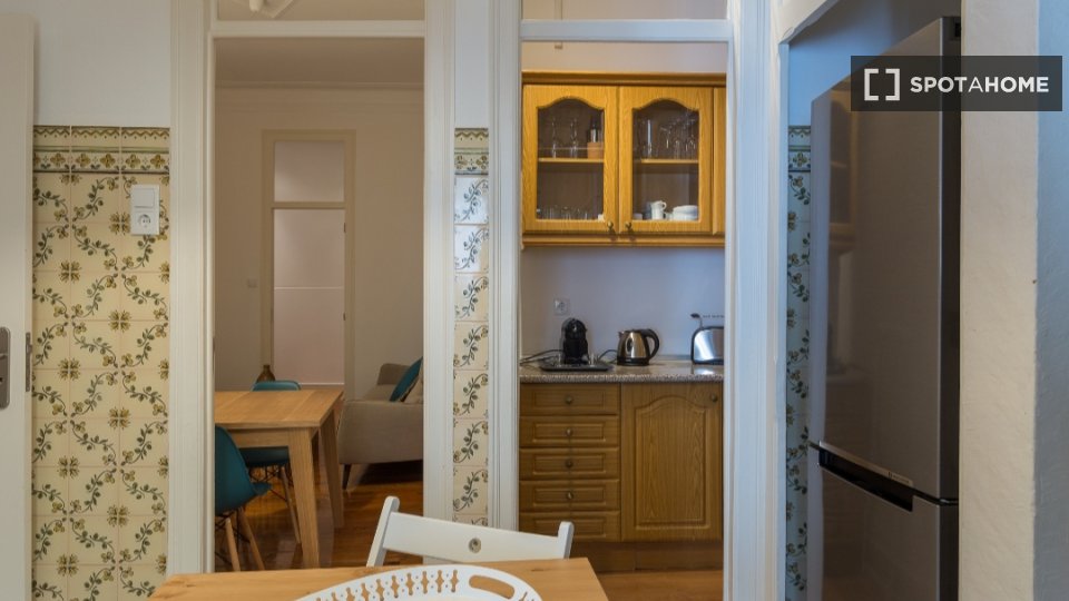 Apartment Lisbon, 3 beds — photo 8