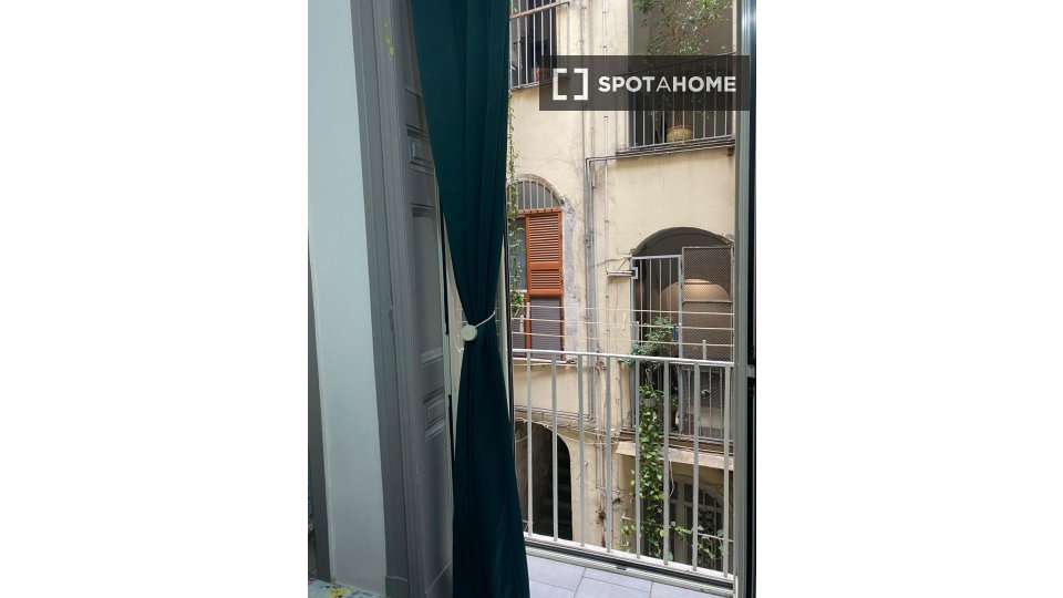Double room Naples, 2 beds — photo 2