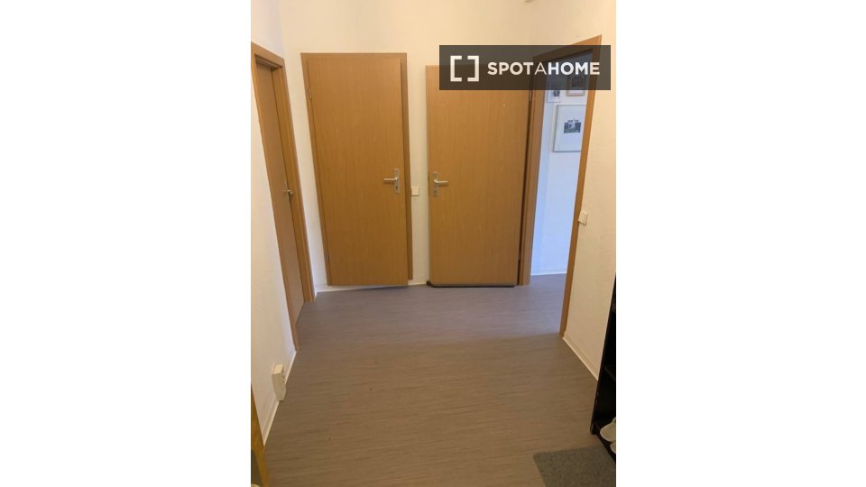 Double room Berlin, 2 beds, 68m² — photo 2