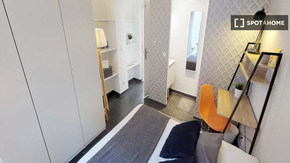 Double room Lille, 5 beds, 110m² — photo 14