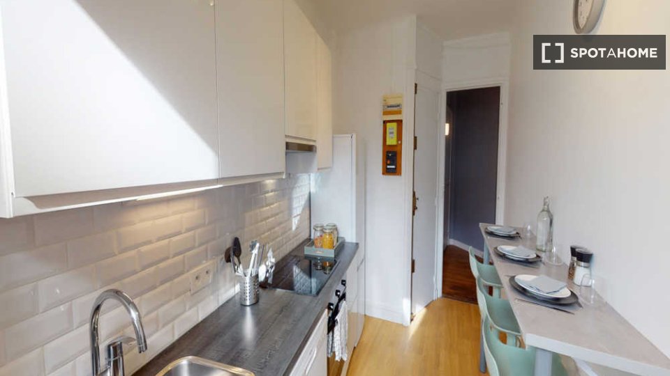 Double room Paris, 6 beds, 90m² — photo 5