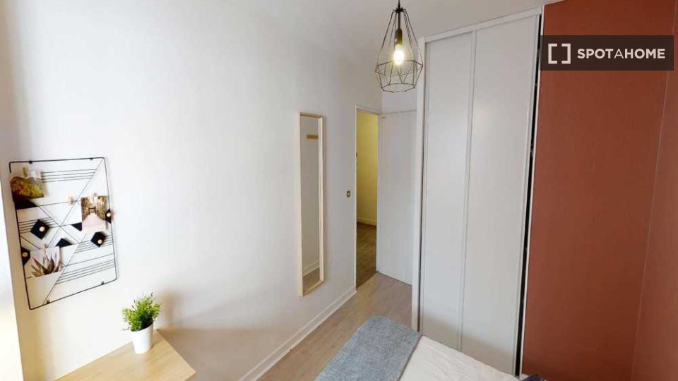 Double room Lyon, 4 beds, 100m² — photo 14