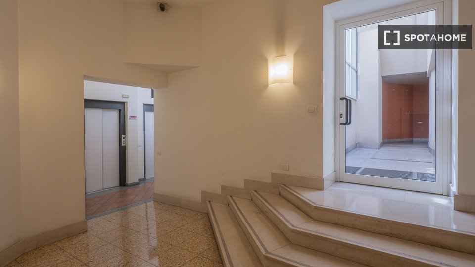 Apartment Milan, 1 bed, 37m² — photo 15