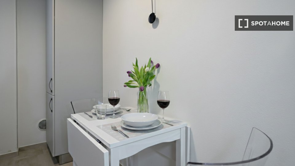 Apartment Milan, 1 bed, 46m² — photo 16