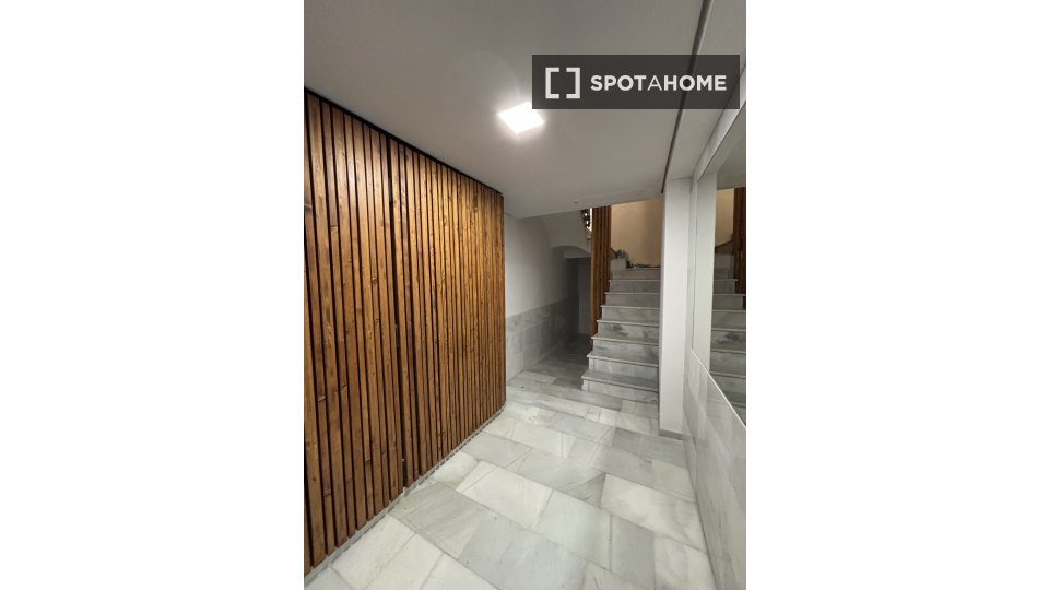 Apartment Valencia, 2 beds, 76m² — photo 8