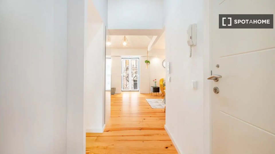 Apartment Lisbon, 2 beds — photo 19