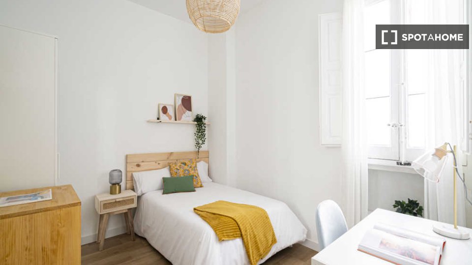 Double room Madrid, 8 beds — photo 62
