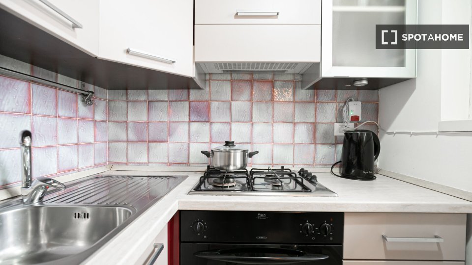 Apartment Milan, 1 bed, 37m² — photo 8