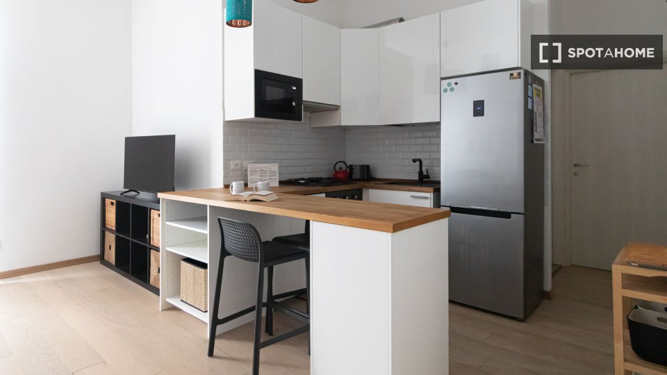 Apartment Milan, 1 bed, 70m² — photo 14