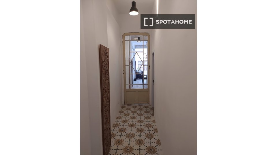 Apartment Valencia, 2 beds, 140m² — photo 3