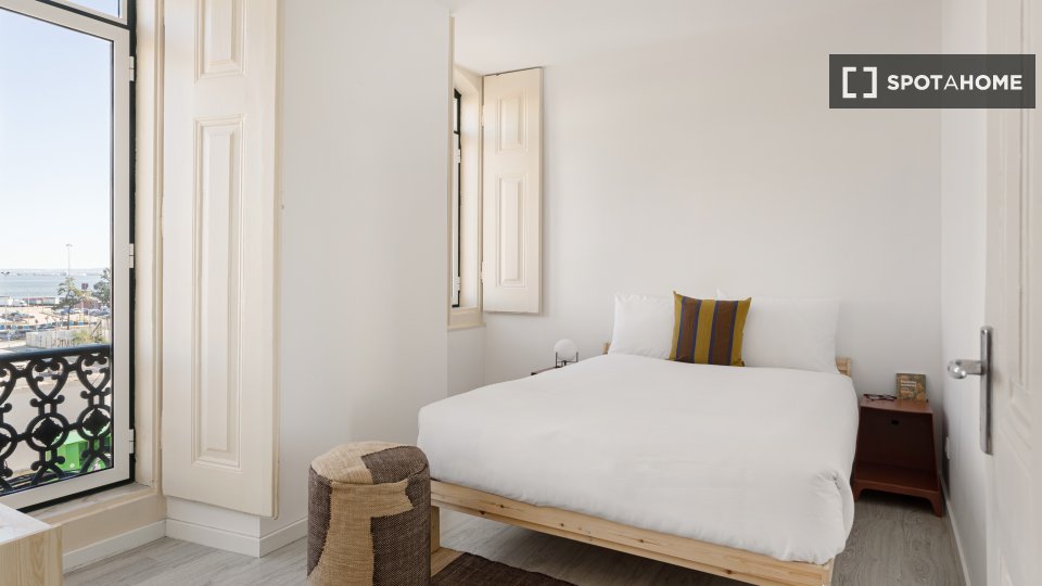 Apartment Lisbon, 1 bed — photo 3