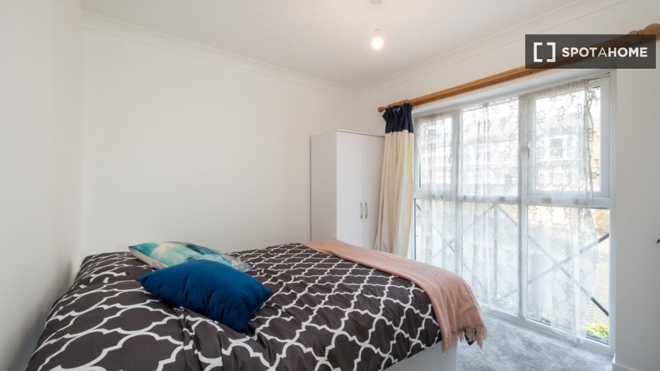 2bedroom apartment for rent in New Cross, London (ref 1248825