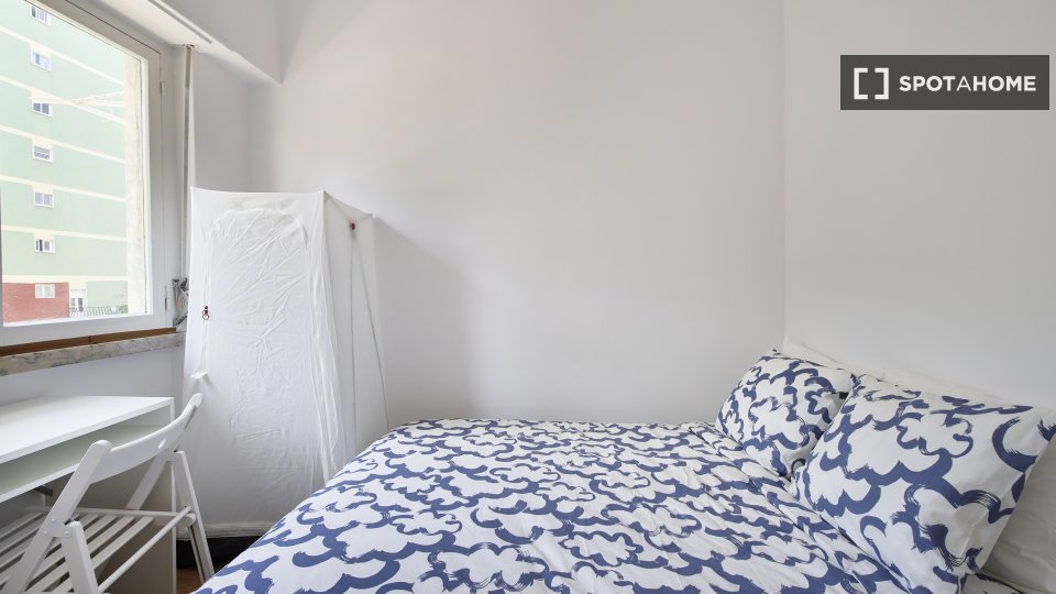 Double room Lisbon, 7 beds — photo 12